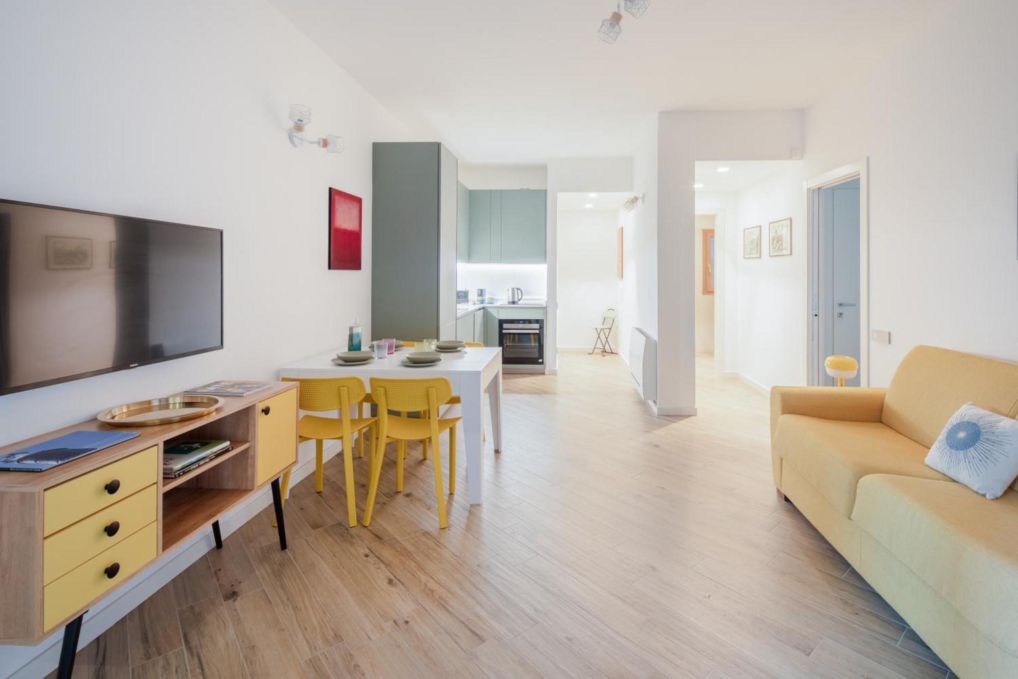 Corte Trastevere Giallo Coworking, Rooftop&fitness *