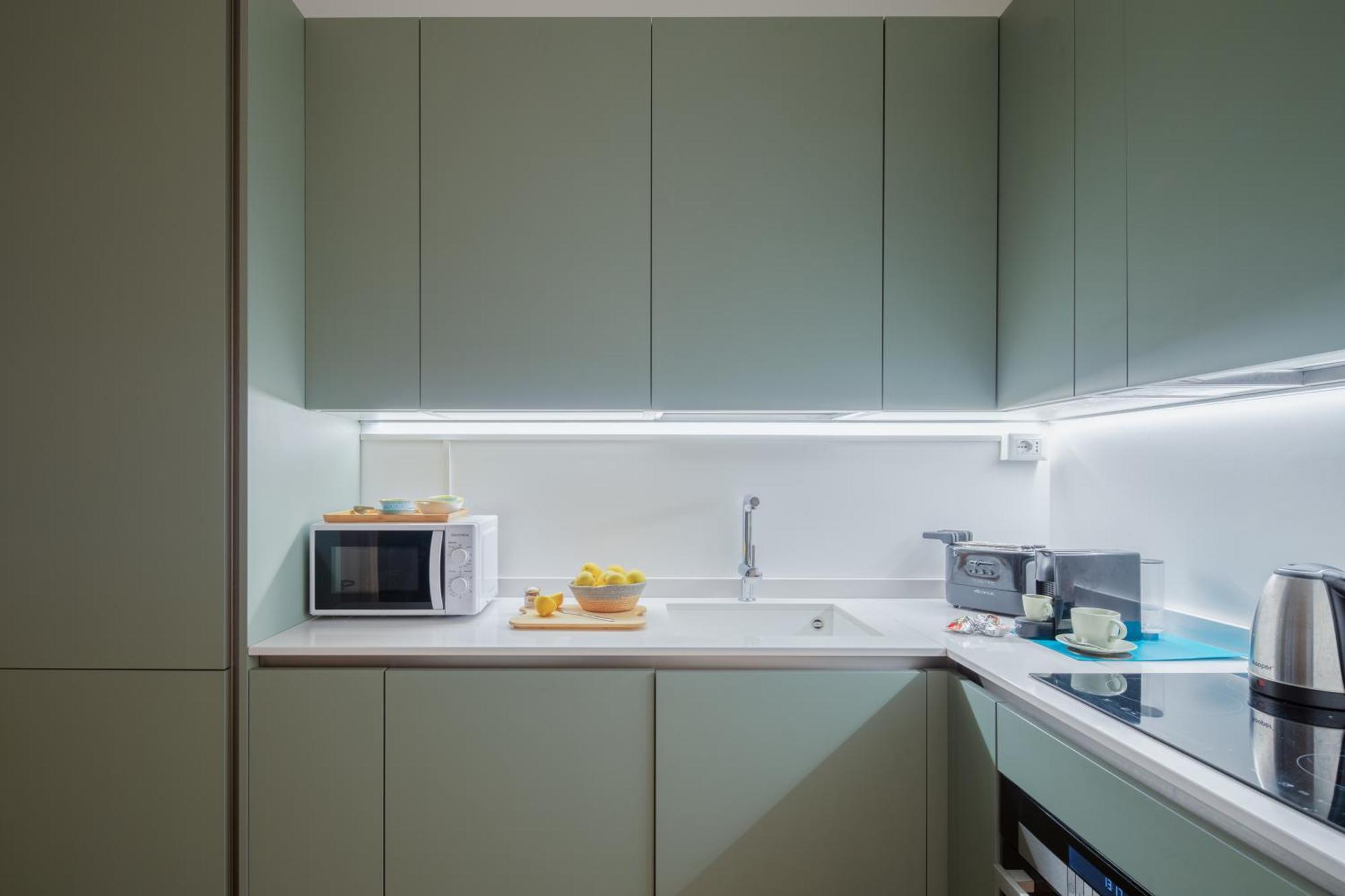 Corte Trastevere Giallo Coworking, Rooftop&fitness * Roma